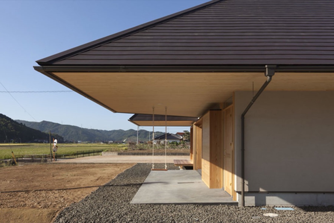 屋根の家 2